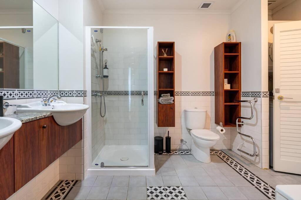 Spacious Penthouse With Spectacular Harbour Views! Auckland Extérieur photo
